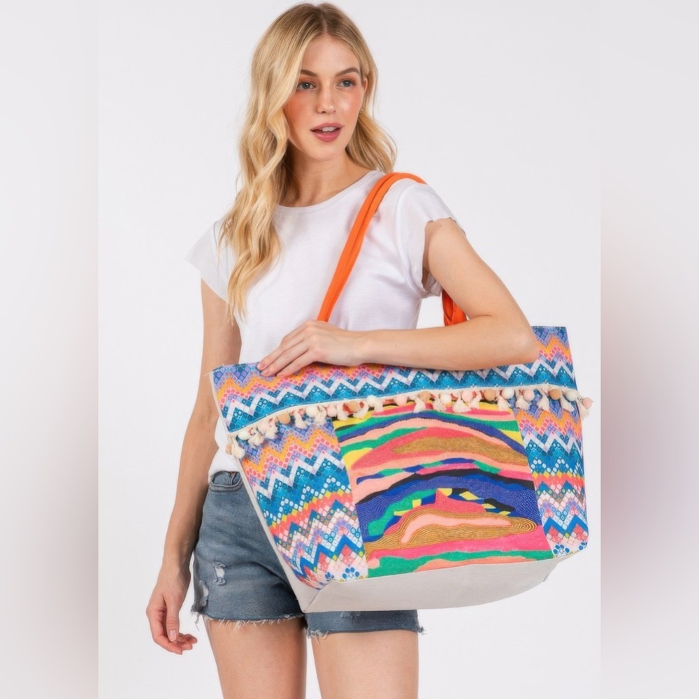 NWT BOUTIQUE_ Boho Print Fringe Tote